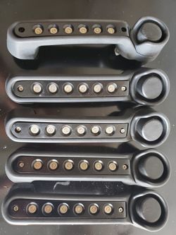 5 Jeep Wrangler Door Handles With 44 Mag Inserts