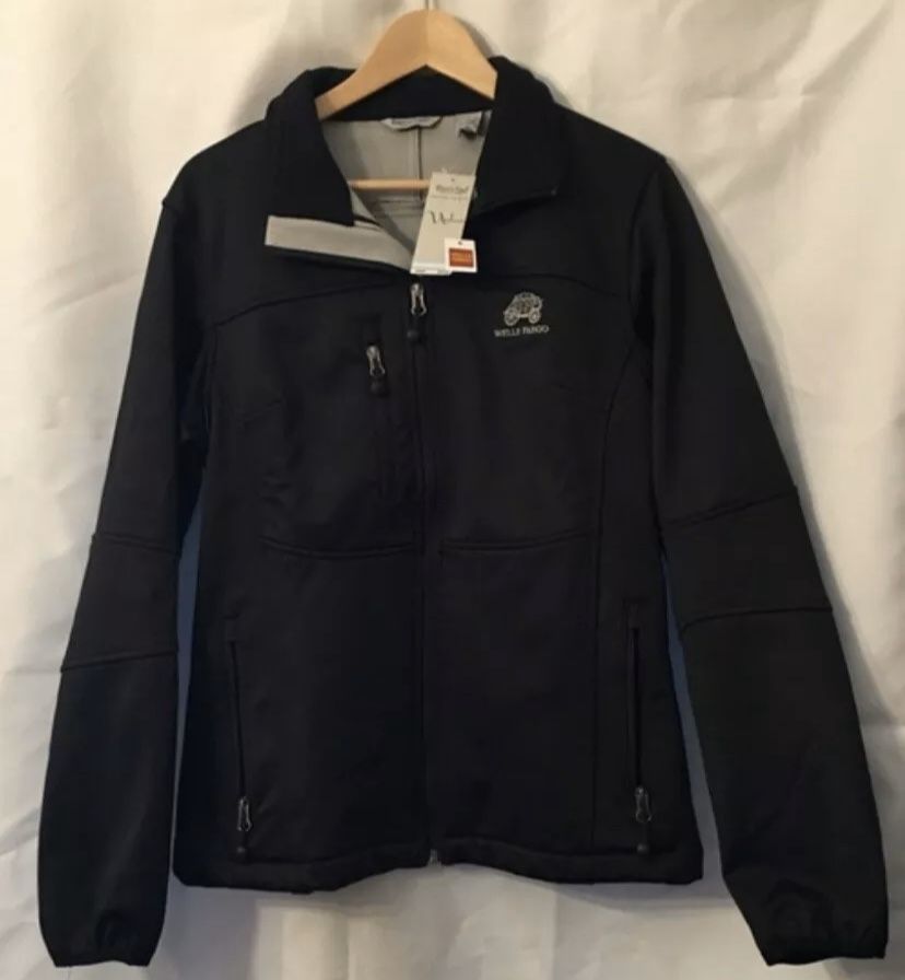 Wells Fargo Bank Men’s XL Soft Shell Water Resistant Jacket