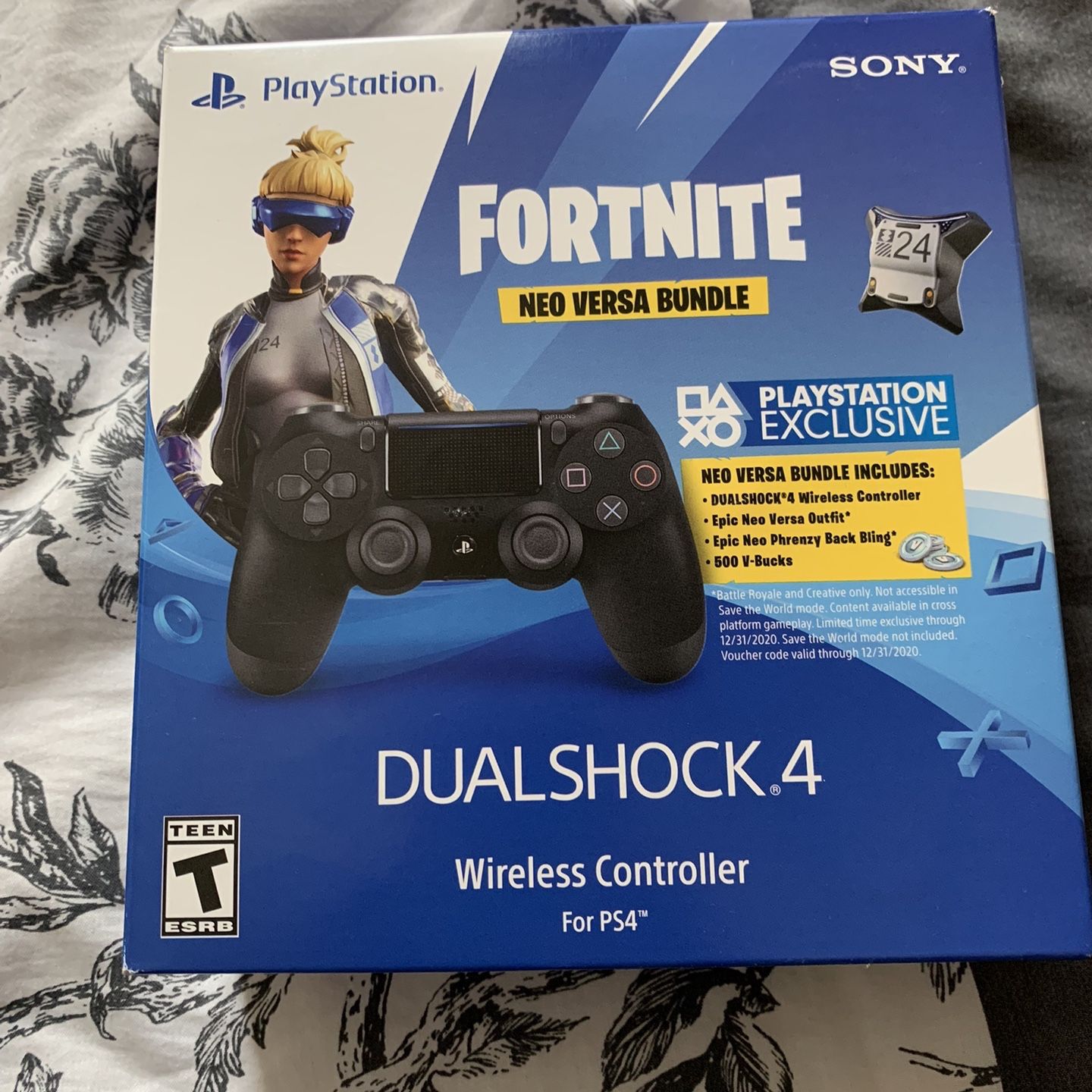 Ps4 controller sale bundle fortnite