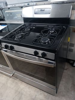 GE stainless steel 4-burner gas stove - Free delivery