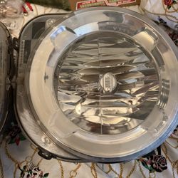 2015-20 Original Oem Mopar Jeep Renegade Headlight Housings W Bulbs