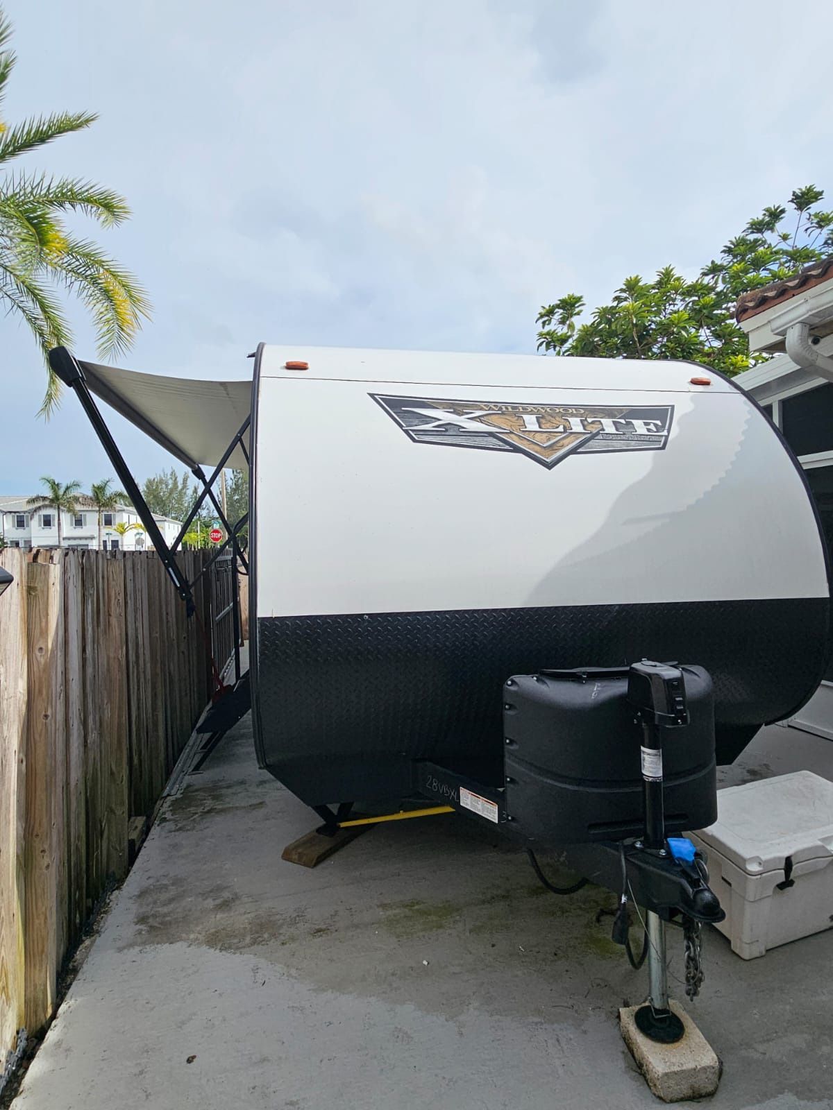 RV 2023 Forest River 28VBXL