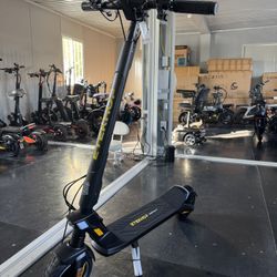 Electric scooter
