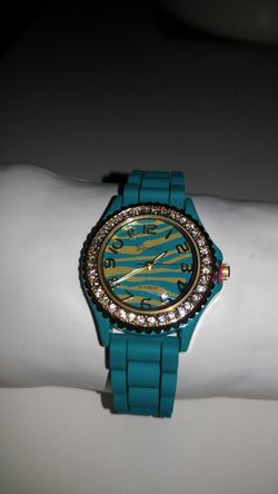 Rubber band, turquoise color watch