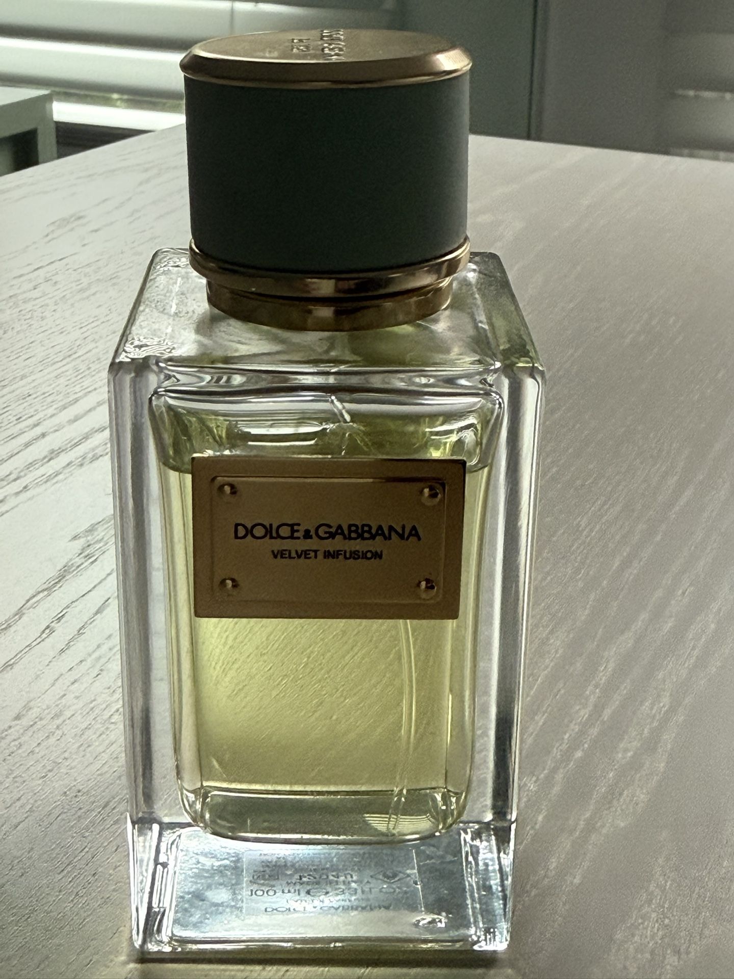 Dolce Gabbana.  Velvet Infusion 