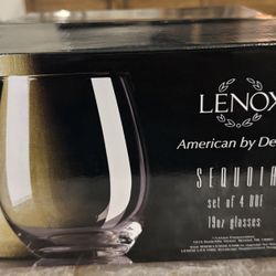 Beautiful stemless Set Of 4 Wine Glasses 