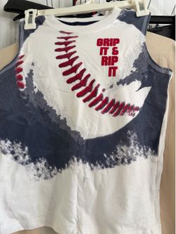 New tank shirt. Size  sm 6-7