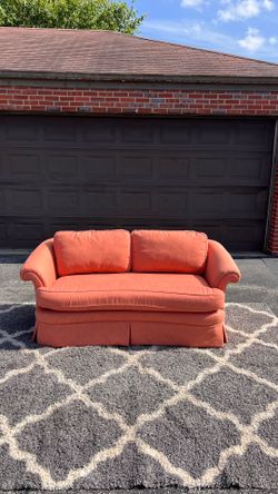 Beautiful Vintage Loveseat Couch