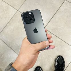 iPhone 16 Pro