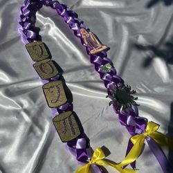 Tangled themed Graduation lei / Necklace