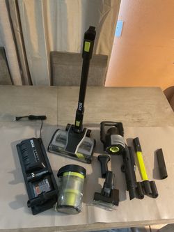 Ryobi 18 V advanced stick vacuum. I’m selling it as parts due to the fact I wasn’t able to assemble it. It needs a deep cleaning. I’m selling it for 6
