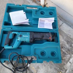 Recipro Saw makita