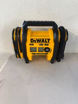 📌DEWALT 20V MAX Cordless Electric Portable Inflator (Tool Only) 👉PRECIO FIRME NO MENOS👉$90