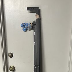 Free Twin/full Bed frame 
