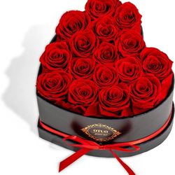 16 Preserved Roses in Heart-Shaped Box,