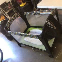 Grace  Baby crib carriage