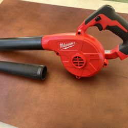 Milwaukee M18 Compact Blower