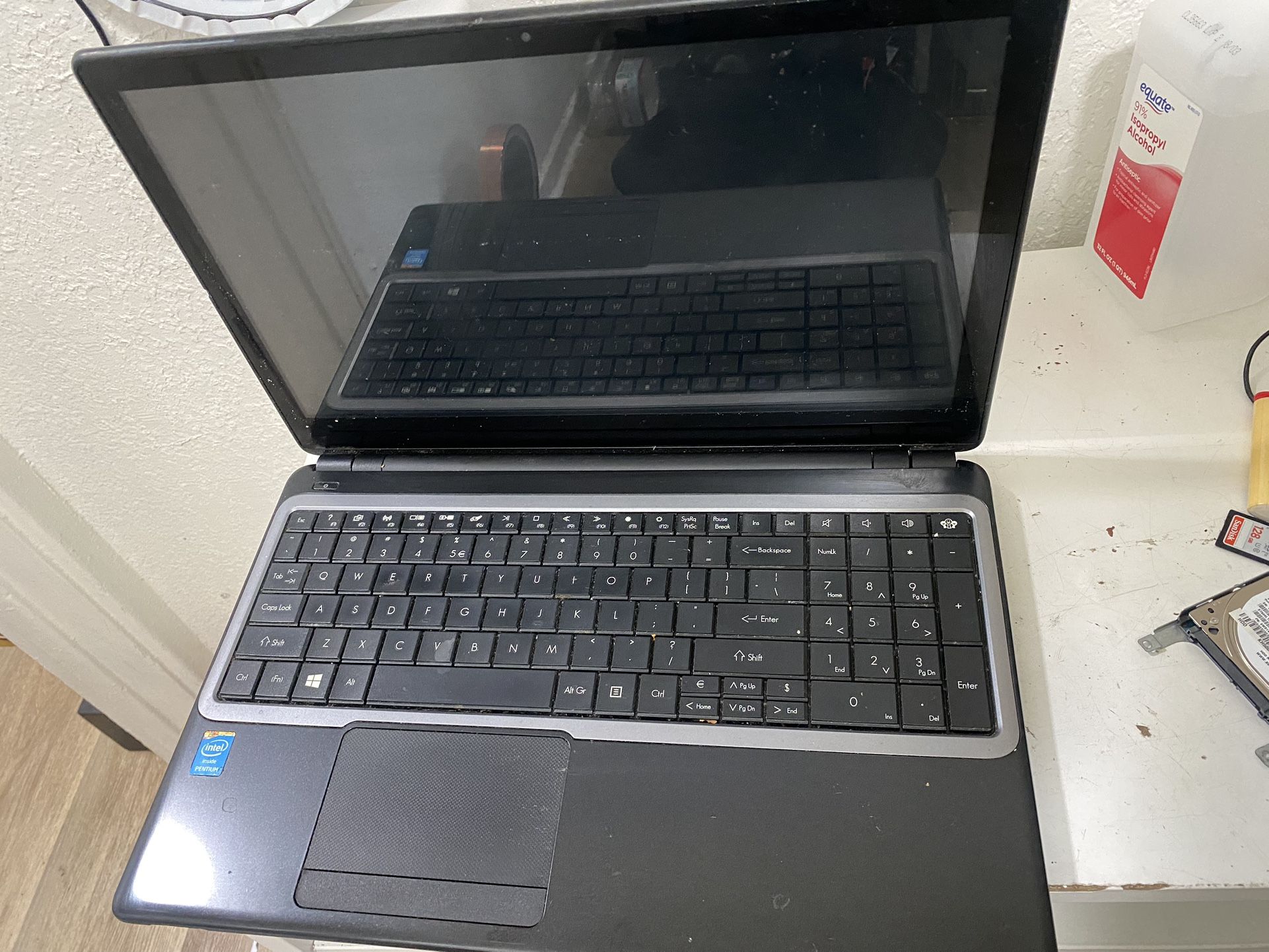 Gateway Laptop (for Parts)