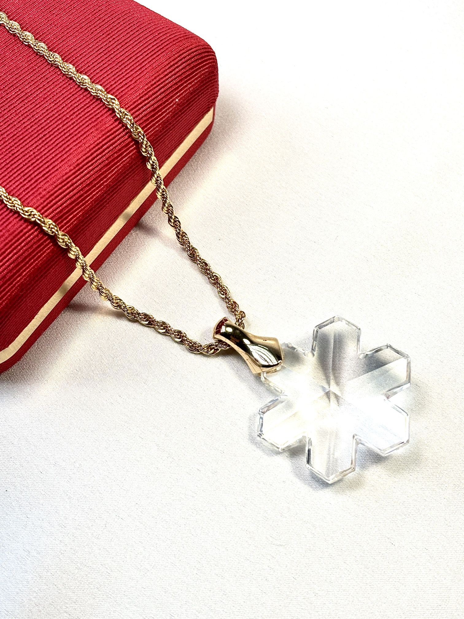 Swarovski Snowflake Crystal Necklace – 32” Gold Tone Chain, Boxed New