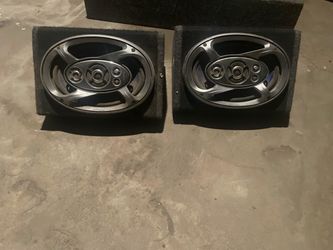 Speaker and boxes