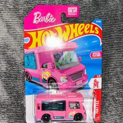 Barbie Dream Camper