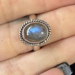 Sterling Silver Labradorite Ring 