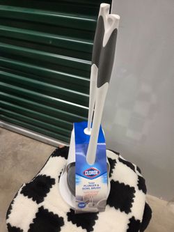 Clorox Toilet Plunger & Bowl Brush Combo  4 sets in the box $40