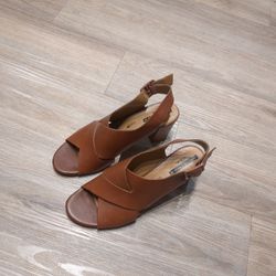 Leather Summer Shoes With High Heels And Soft Cushion 