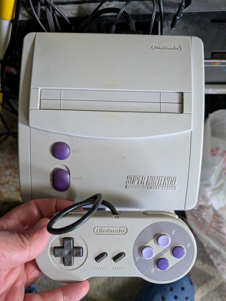 Super Nintendo Jr (SNS-101) with 5 games & Super Game Boy