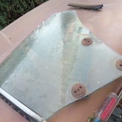70 72 Chevelle 2 Door Quarter Window Parts