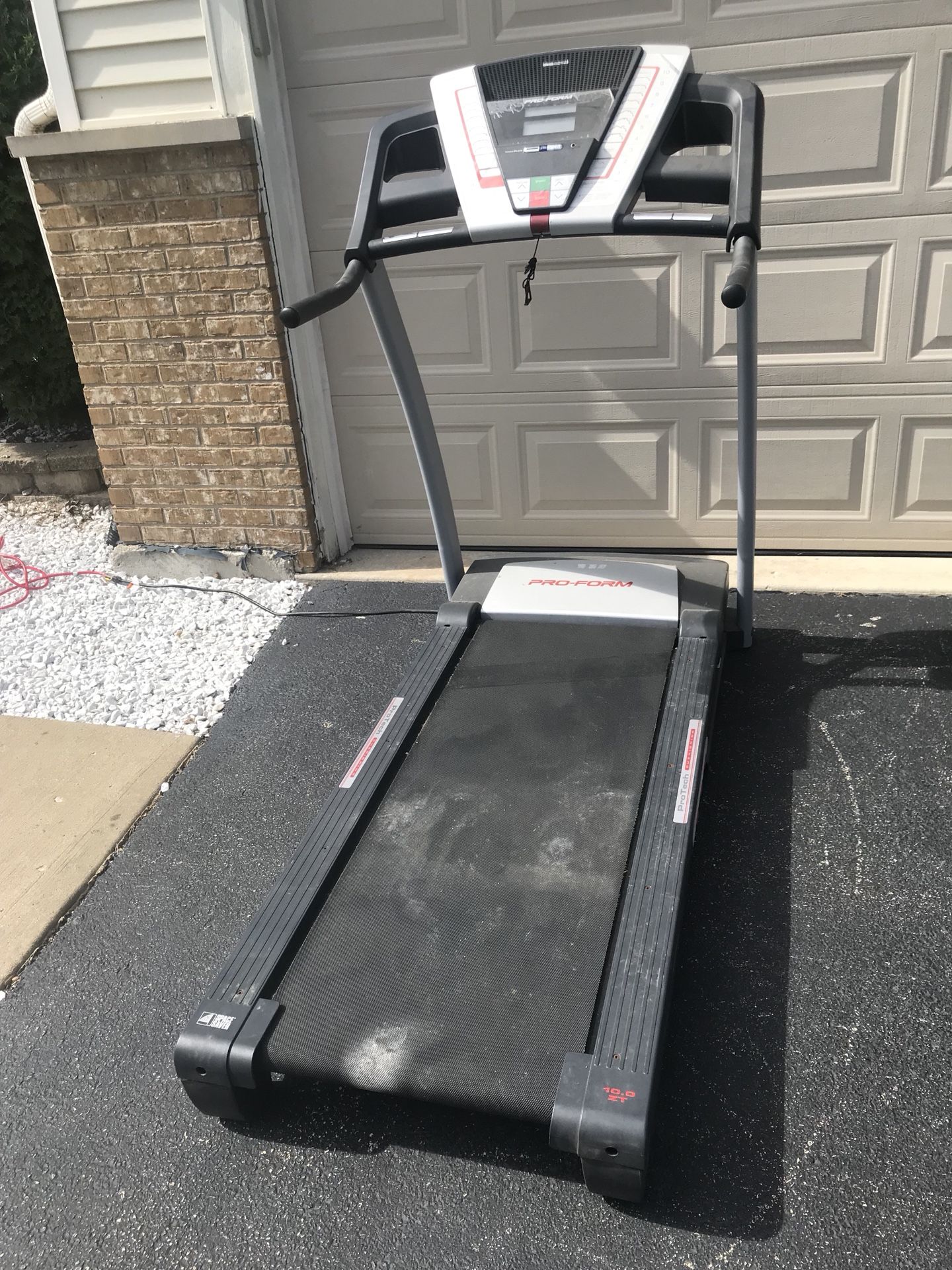 Proform Intermix Acoustics Foldable 2.0 Treadmill