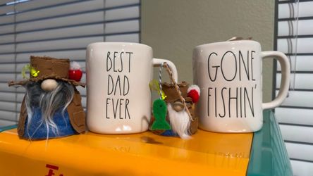 Rae Dunn mug set lot