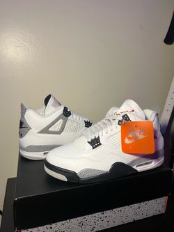 Jordan 4 white cement (NEW)