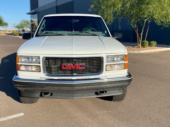 1999 GMC Suburban
