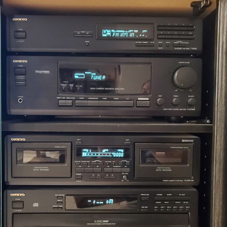 MUST SELL BY 8/19! Onkyo Full Rack Stereo System EXCELLENT
