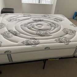 Classic Brands Decker Hybrid Memory Foam and Inner Spring 10” Bed In A Box Wueen