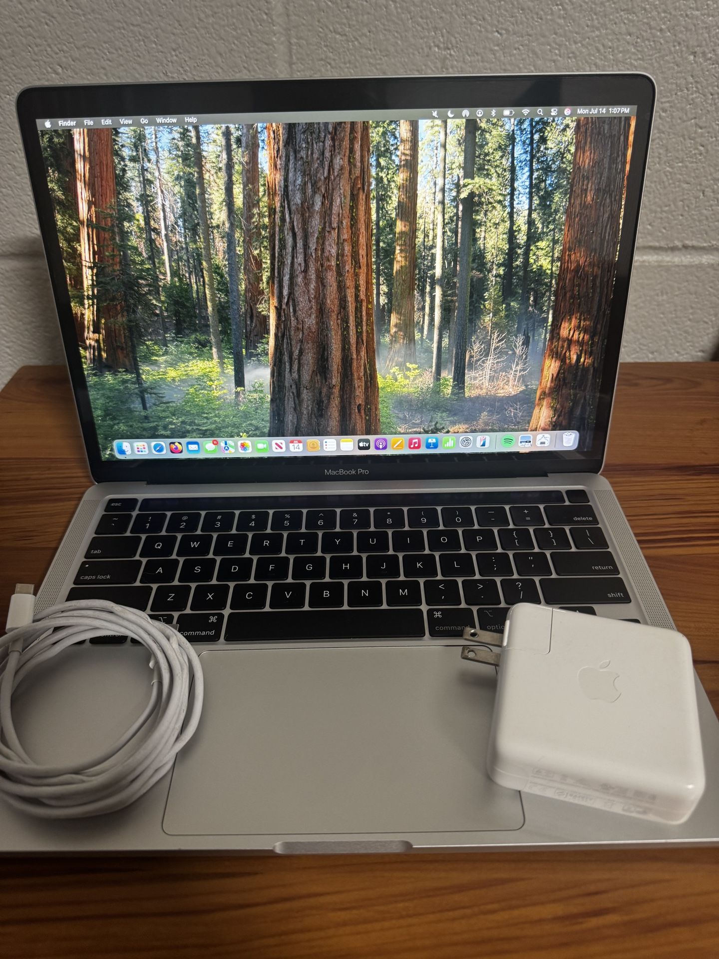 Apple MacBook Pro “M1” 8 CPU/8 GPU 13”