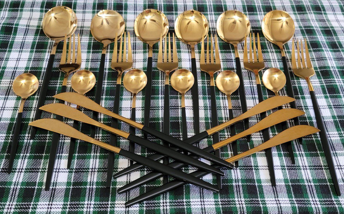 BRAND NEW Modern Style Black & Gold Stainless Steel FLATWARE 24 PIECES SET 