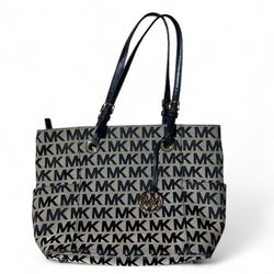 Michael Kors MK Signature Tote Shoulder Bag