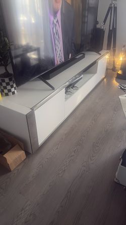 Contemporary TV stand