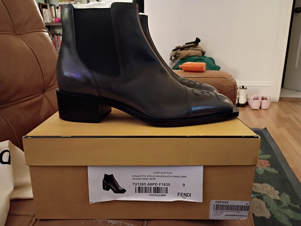 Brand New Fendi Boots Size 9 US
