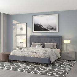 Roxbury bed base with light gray fabric upholstery and capitoné design, King size$140