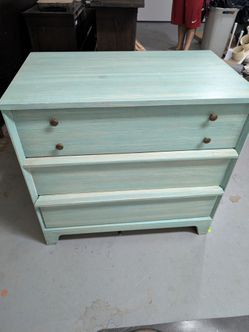 Painted Wood 3-Drawer Dresser