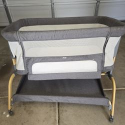 Jimglo Baby Bassinet
