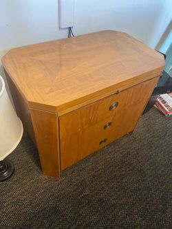 Bedside stands (matching set)