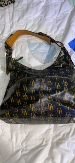 Dooney & bourke