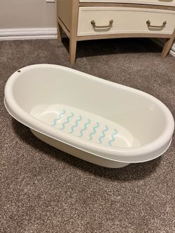 Baby bathtub