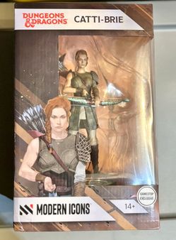 Dungeons and Dragons Modern Icons Catti-Brie 8.65 Inch Statue Figure