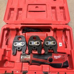 Milwaukee M12 2473-20 propress tool
