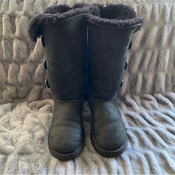 Ugg Bailey Button Triplet II Boot